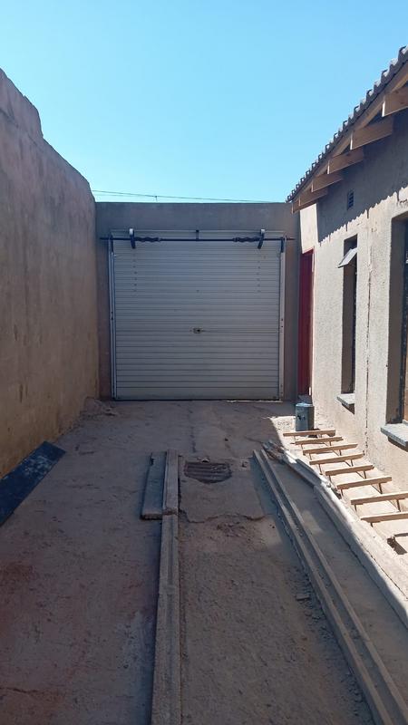 To Let 2 Bedroom Property for Rent in Emdeni Gauteng