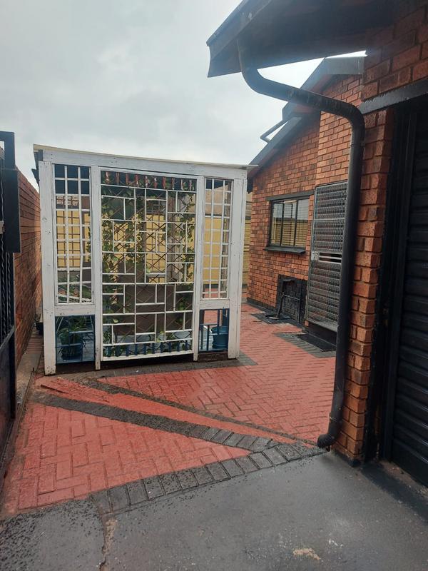 To Let 3 Bedroom Property for Rent in Protea Glen Gauteng