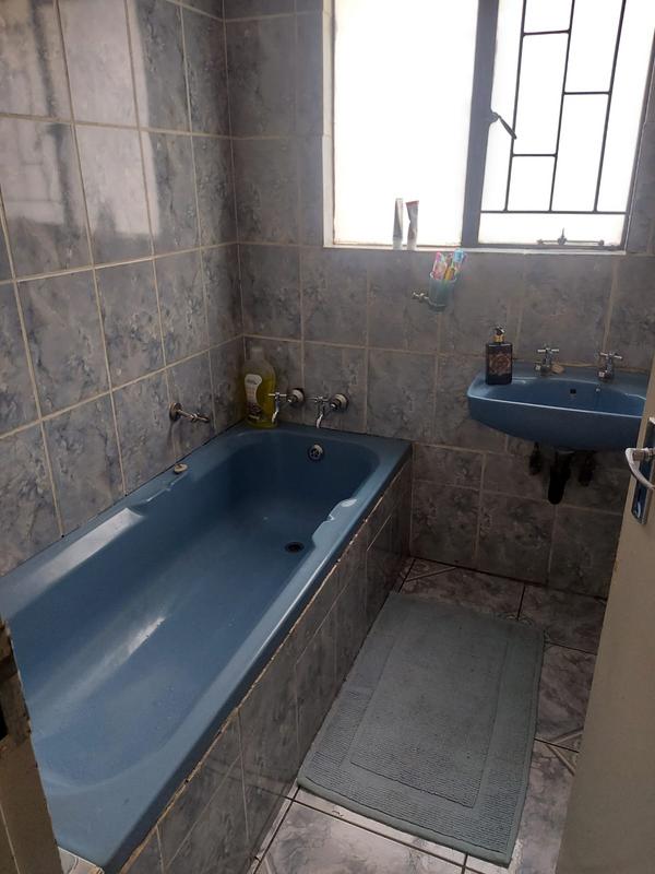 To Let 3 Bedroom Property for Rent in Protea Glen Gauteng