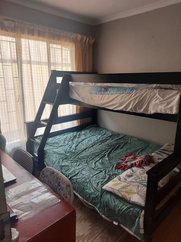 To Let 3 Bedroom Property for Rent in Protea Glen Gauteng