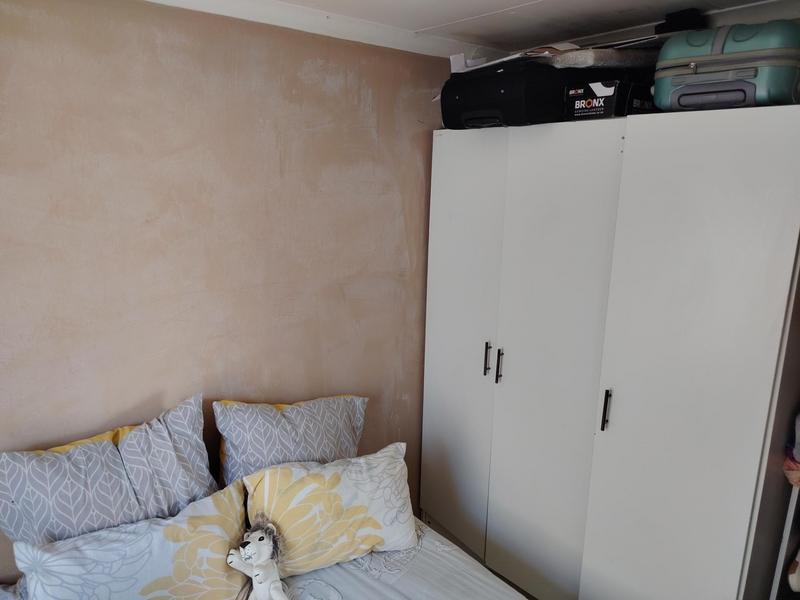 2 Bedroom Property for Sale in Fleurhof Gauteng