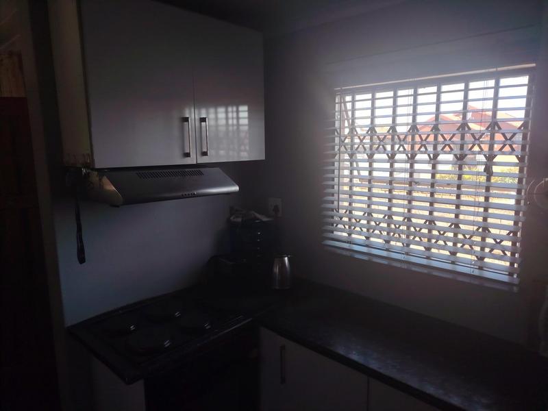 2 Bedroom Property for Sale in Fleurhof Gauteng