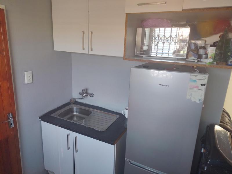 2 Bedroom Property for Sale in Fleurhof Gauteng
