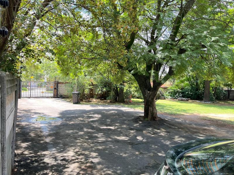 To Let 3 Bedroom Property for Rent in Lambton Gauteng