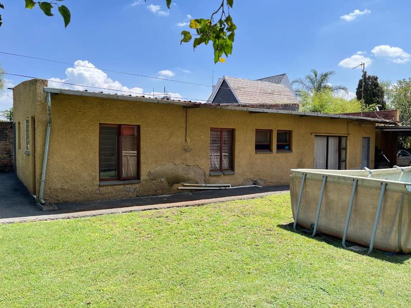 To Let 3 Bedroom Property for Rent in Lambton Gauteng