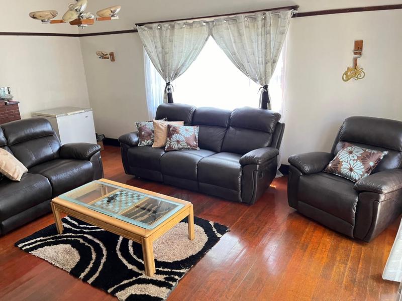 To Let 3 Bedroom Property for Rent in Lambton Gauteng
