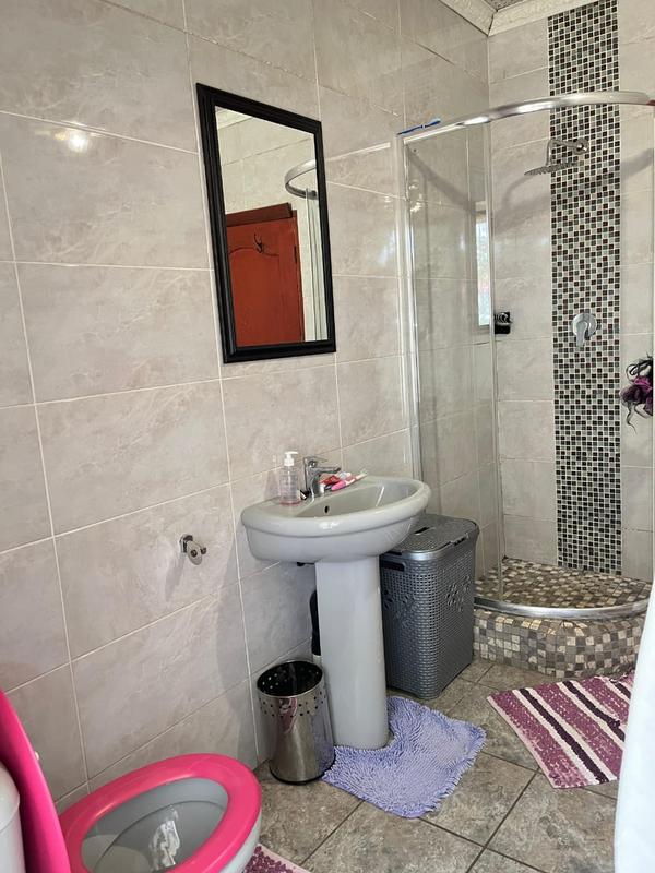 To Let 3 Bedroom Property for Rent in Lambton Gauteng