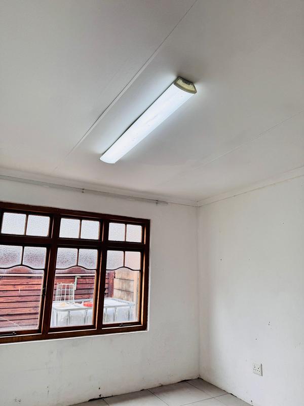 To Let 1 Bedroom Property for Rent in Kensington Gauteng