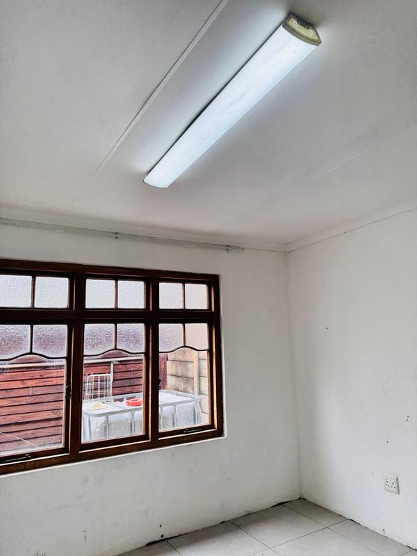 To Let 1 Bedroom Property for Rent in Kensington Gauteng