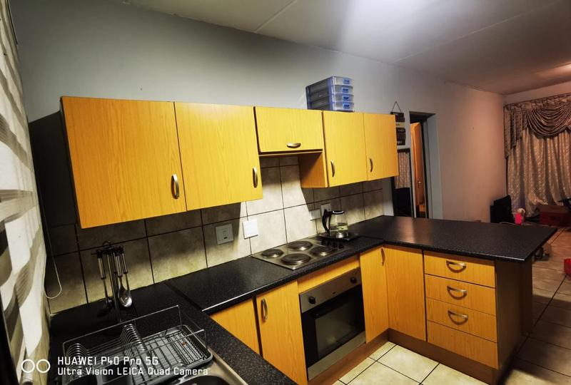 To Let 2 Bedroom Property for Rent in Anzac Gauteng