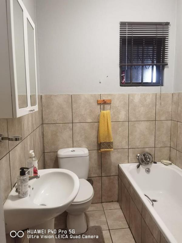 To Let 2 Bedroom Property for Rent in Anzac Gauteng