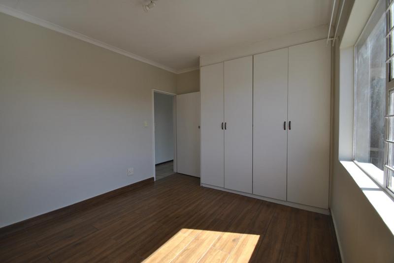 2 Bedroom Property for Sale in Bardene Gauteng