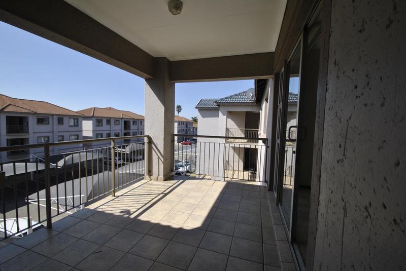 2 Bedroom Property for Sale in Bardene Gauteng
