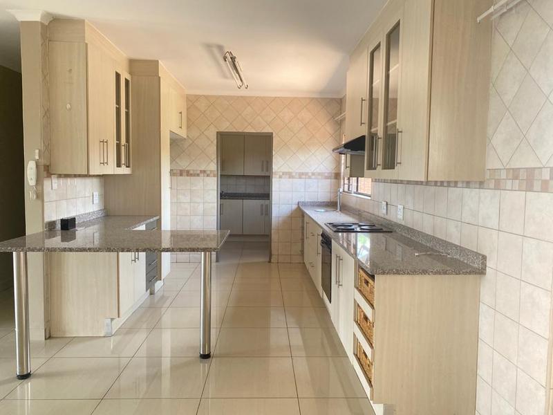 To Let 3 Bedroom Property for Rent in Raslouw Gauteng