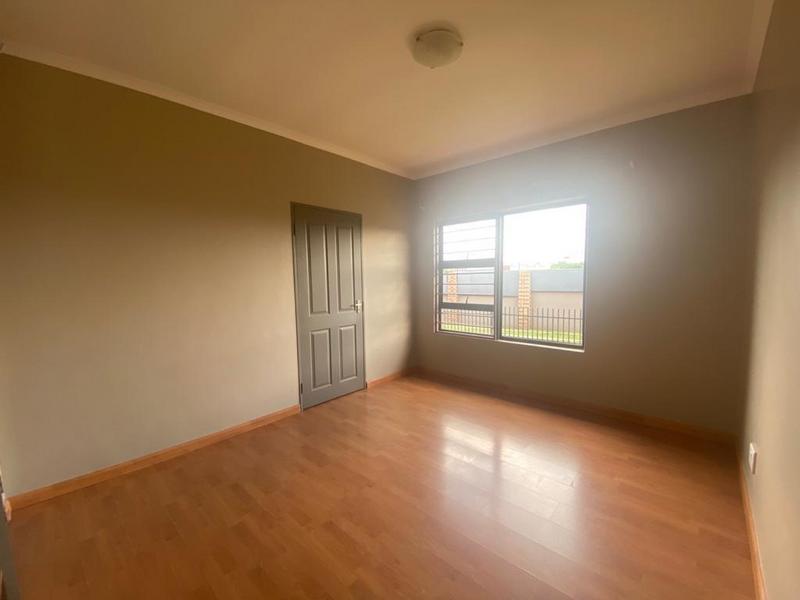To Let 3 Bedroom Property for Rent in Raslouw Gauteng