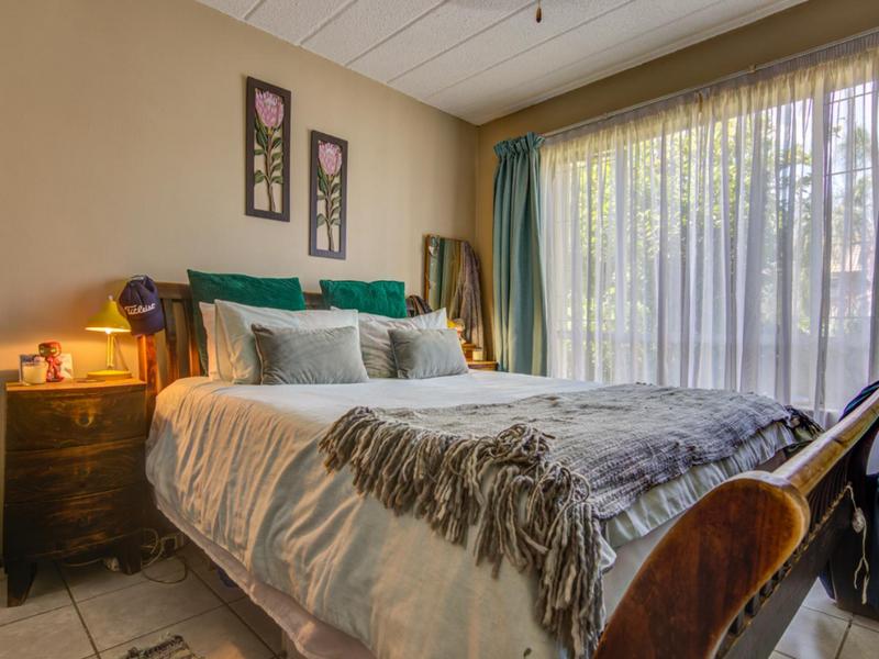 To Let 2 Bedroom Property for Rent in Glen Marais Gauteng