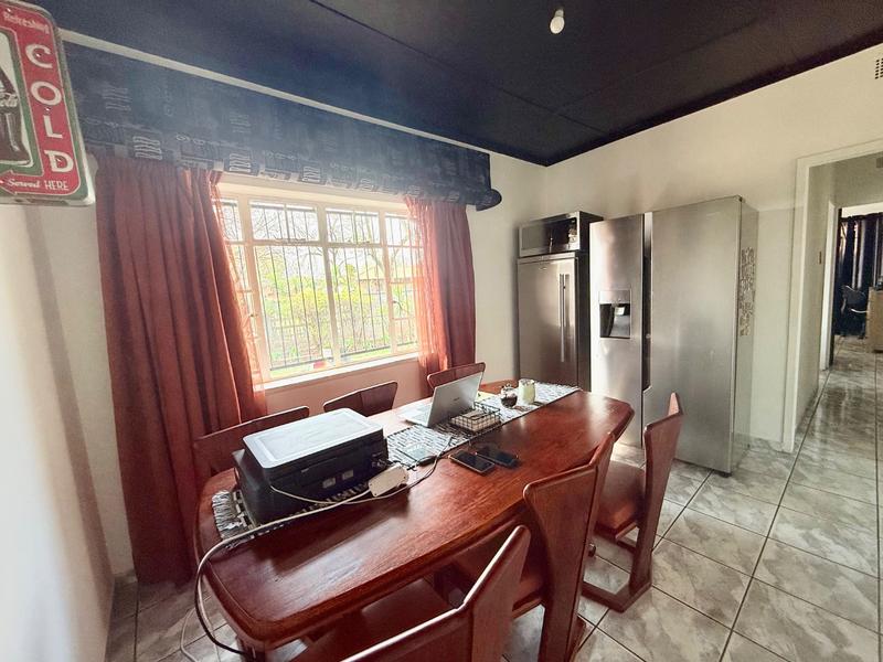 3 Bedroom Property for Sale in Vanderbijlpark CW 5 Gauteng