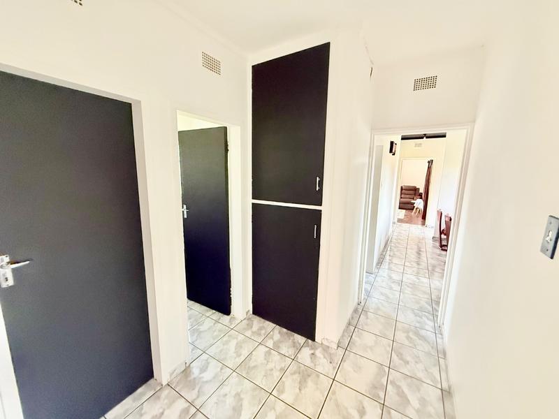 3 Bedroom Property for Sale in Vanderbijlpark CW 5 Gauteng