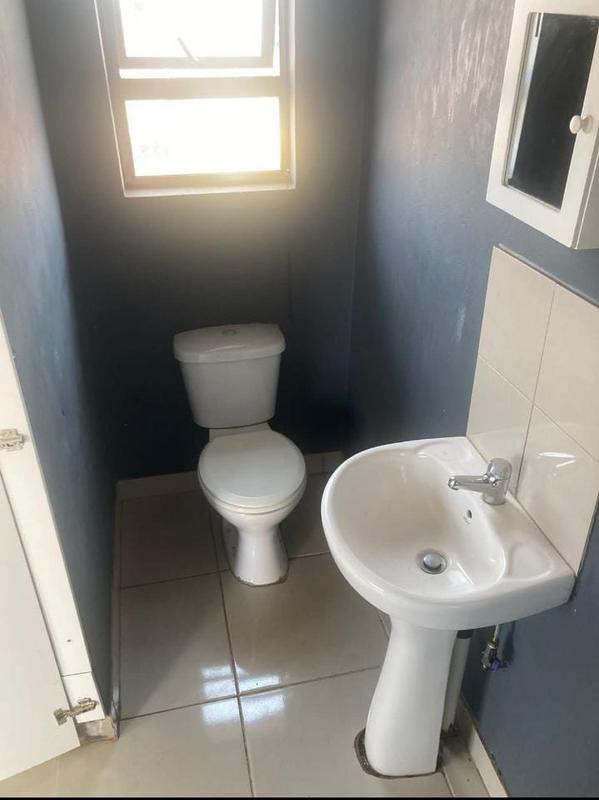 To Let 1 Bedroom Property for Rent in Protea Glen Gauteng