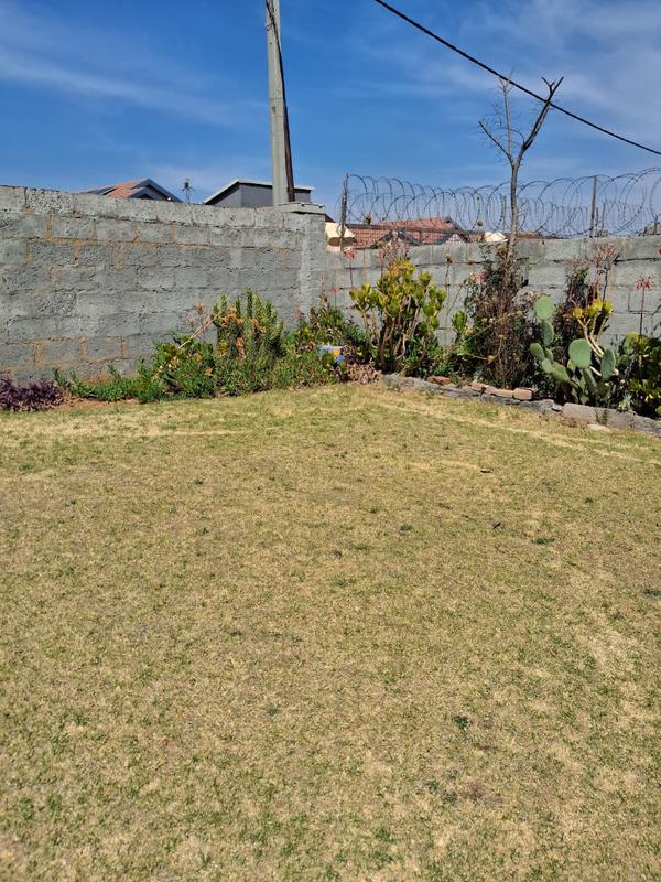 3 Bedroom Property for Sale in Fleurhof Gauteng