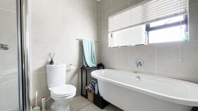 3 Bedroom Property for Sale in Modderfontein Gauteng