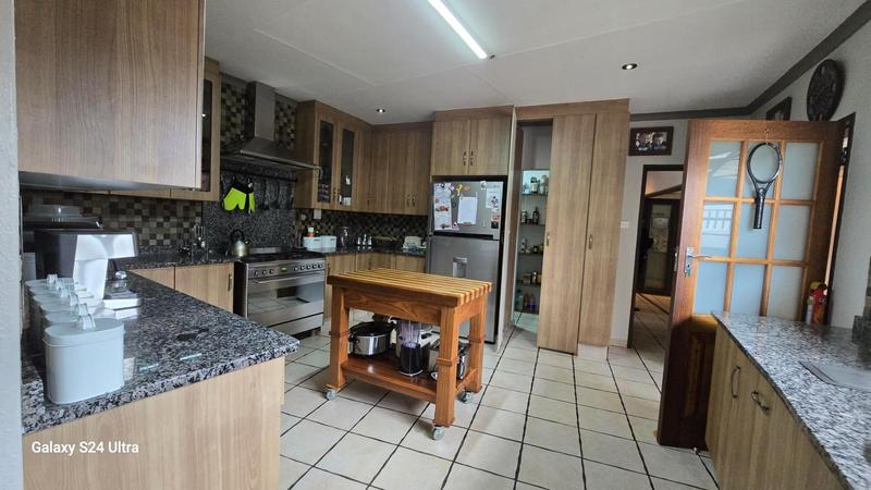3 Bedroom Property for Sale in Parkrand Gauteng