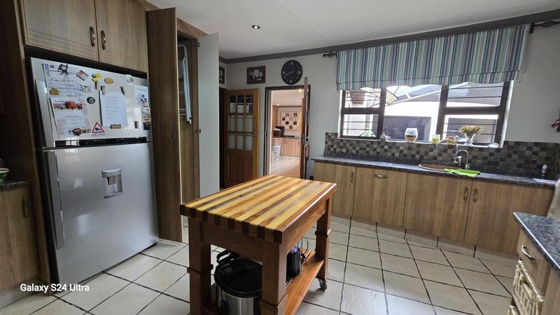 3 Bedroom Property for Sale in Parkrand Gauteng