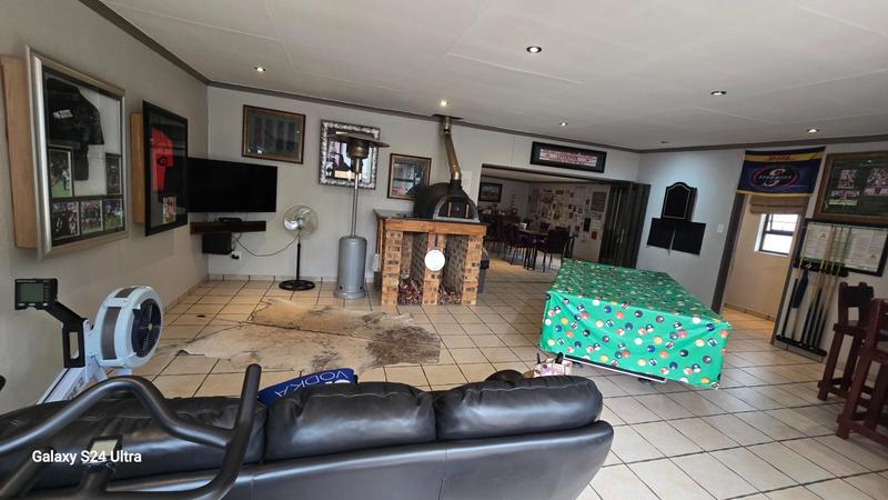 3 Bedroom Property for Sale in Parkrand Gauteng