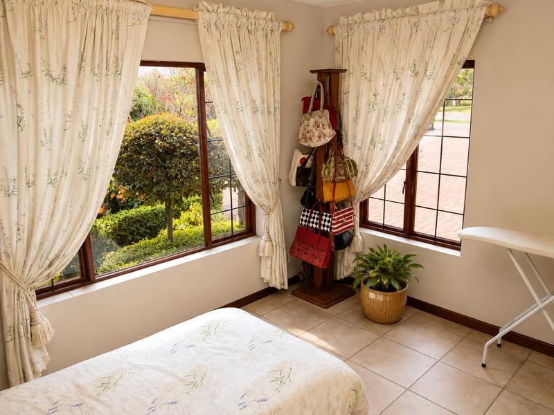 5 Bedroom Property for Sale in Eldoraigne Gauteng
