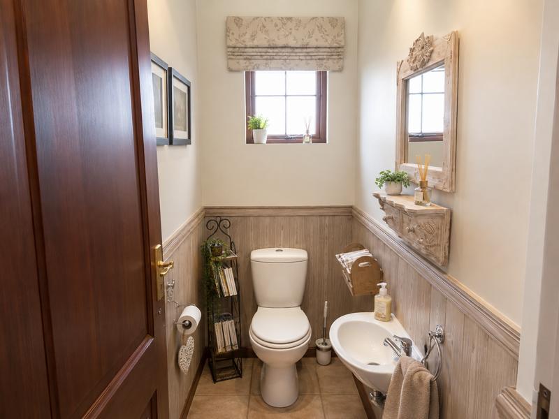 5 Bedroom Property for Sale in Eldoraigne Gauteng