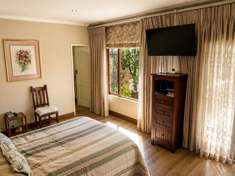 5 Bedroom Property for Sale in Eldoraigne Gauteng