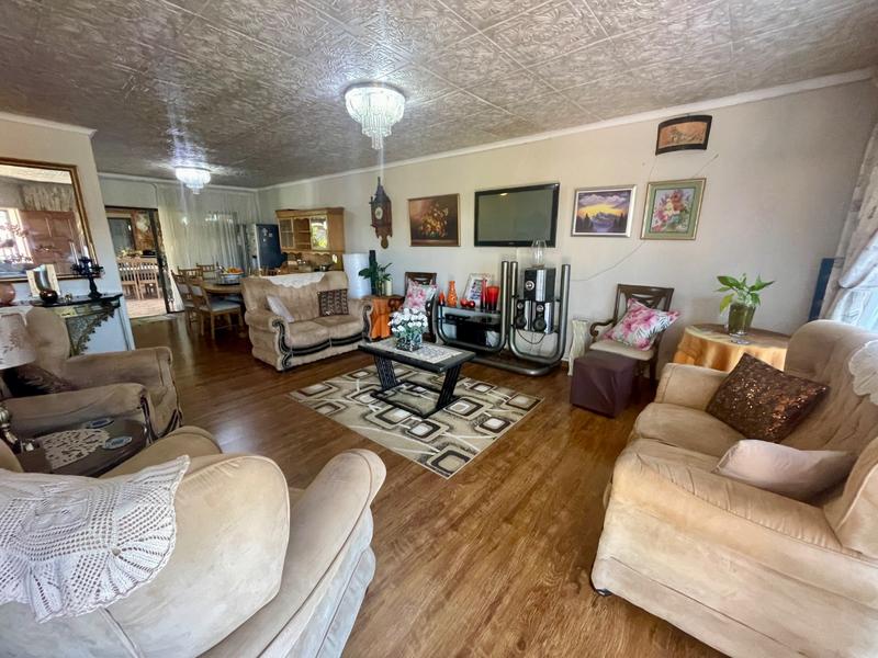 5 Bedroom Property for Sale in Dan Pienaarville Gauteng