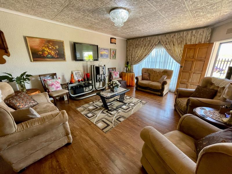 5 Bedroom Property for Sale in Dan Pienaarville Gauteng
