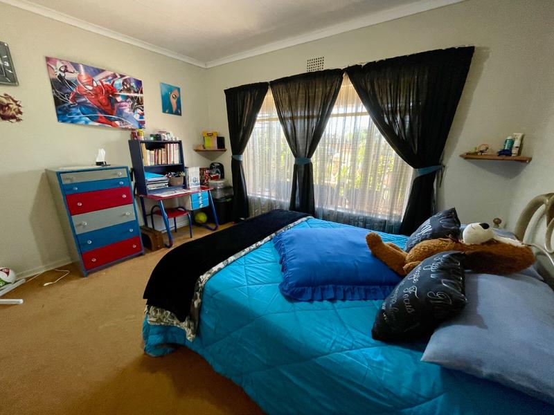 5 Bedroom Property for Sale in Dan Pienaarville Gauteng