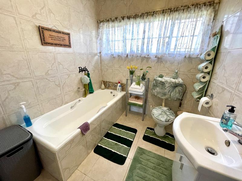5 Bedroom Property for Sale in Dan Pienaarville Gauteng