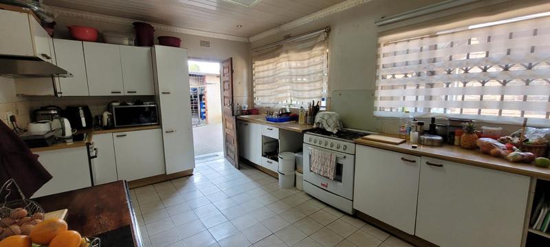 3 Bedroom Property for Sale in Brackendowns Gauteng
