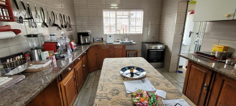 3 Bedroom Property for Sale in Verwoerdpark Gauteng