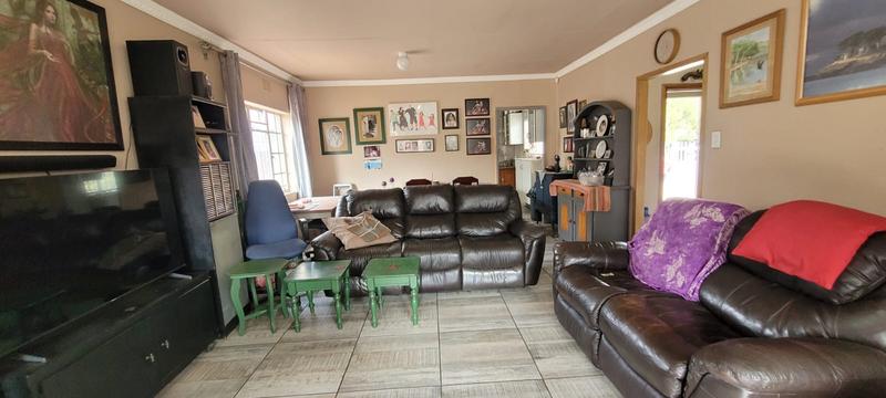 3 Bedroom Property for Sale in Verwoerdpark Gauteng