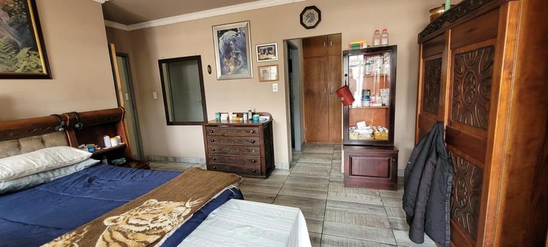 3 Bedroom Property for Sale in Verwoerdpark Gauteng