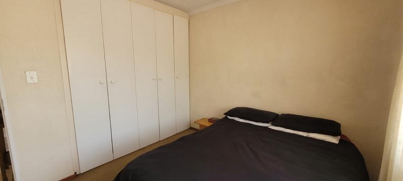 2 Bedroom Property for Sale in Verwoerdpark Gauteng