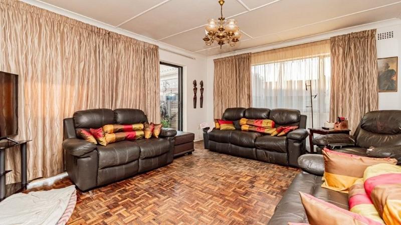 4 Bedroom Property for Sale in Raceview Gauteng