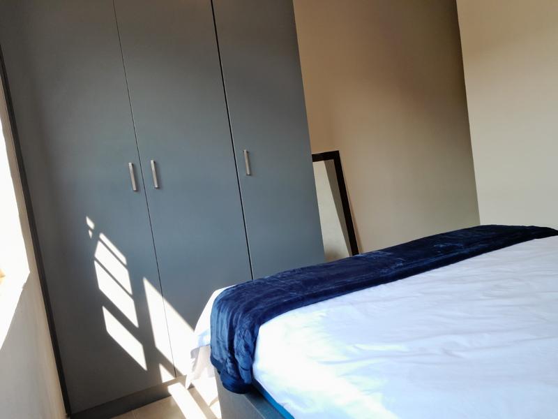 To Let 2 Bedroom Property for Rent in Vorna Valley Gauteng