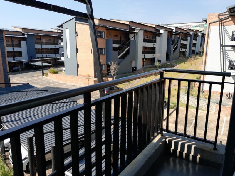 To Let 2 Bedroom Property for Rent in Vorna Valley Gauteng