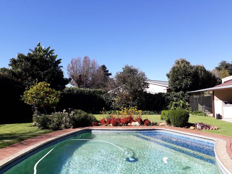 To Let 2 Bedroom Property for Rent in Meadowbrook Gauteng