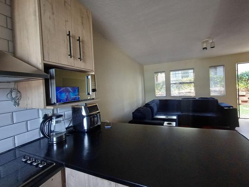 To Let 2 Bedroom Property for Rent in Ridgeway Gauteng
