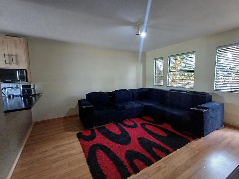 To Let 2 Bedroom Property for Rent in Ridgeway Gauteng