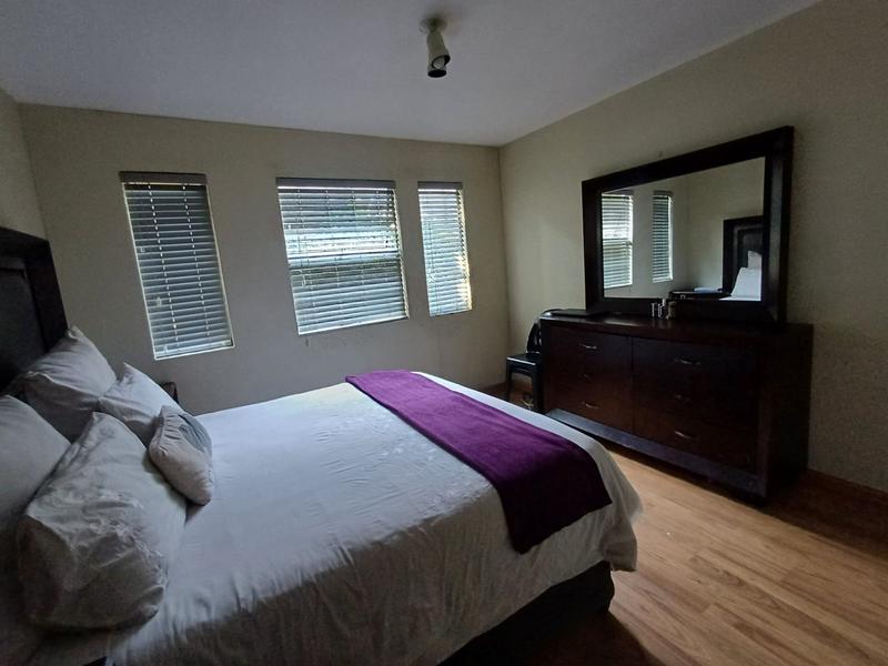 To Let 2 Bedroom Property for Rent in Ridgeway Gauteng