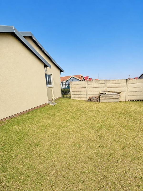 3 Bedroom Property for Sale in Terenure Gauteng