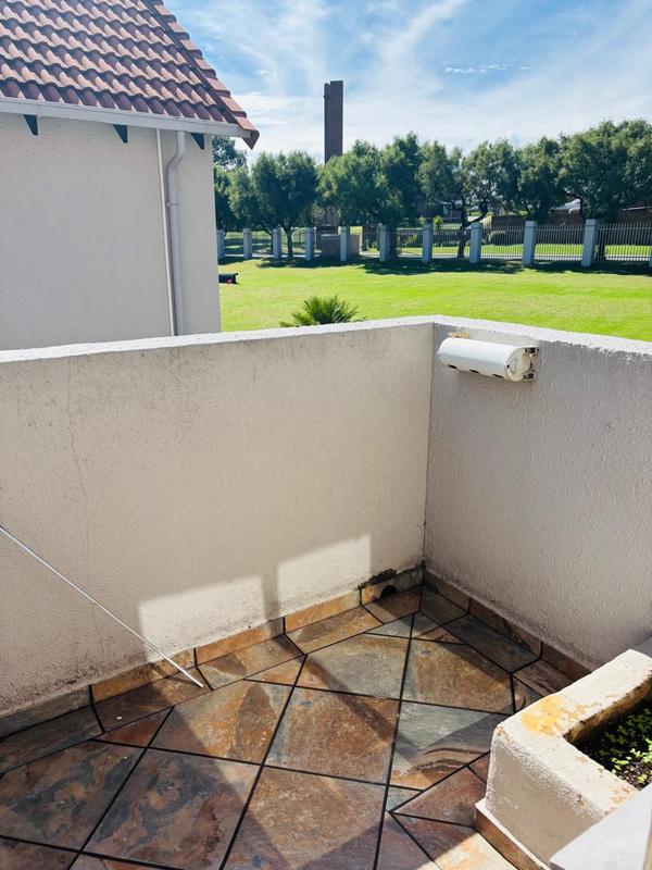1 Bedroom Property for Sale in Edenvale Gauteng