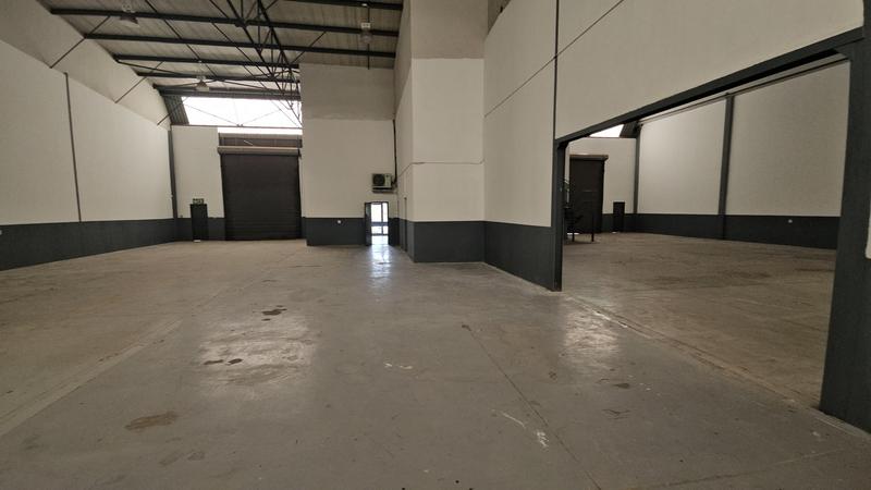 To Let Commercial Property for Rent in Randjespark Gauteng